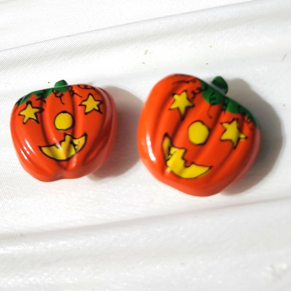 Vtg Wooden Enamel Pumpkin Jack O Lantern Clip Earrings. - Picture 1 of 3